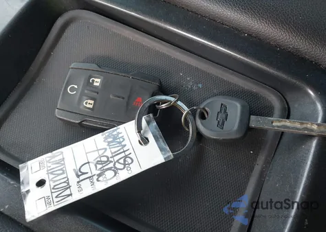 2015 Chevrolet Silverado 1500 2Lt z USA, uszkodzony, nr VIN 3GCUKREC1FG213871